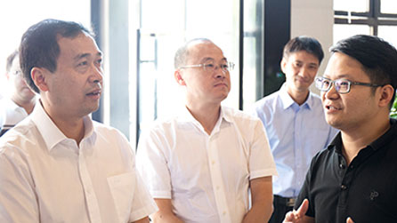 溫州市委常委、組織部長(zhǎng)馬永良一行蒞臨中國(guó)計(jì)量大學(xué)·平陽工業(yè)設(shè)計(jì)研究院調(diào)研指導(dǎo)工作